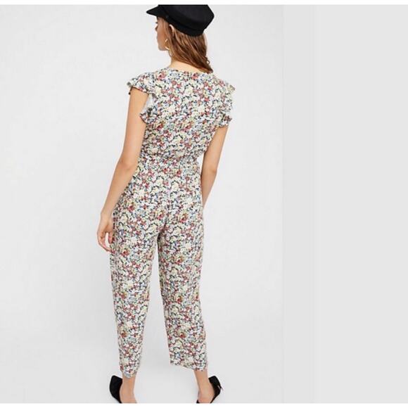 Free People Ruffle Your Feathers Floral Wide Leg Jumpsuit Women’s Large - Picture 5 of 11